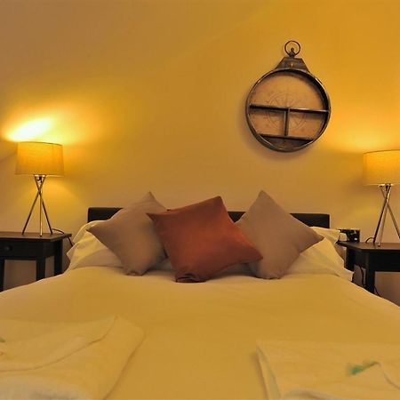 باري Gail'S Guest House المظهر الخارجي الصورة