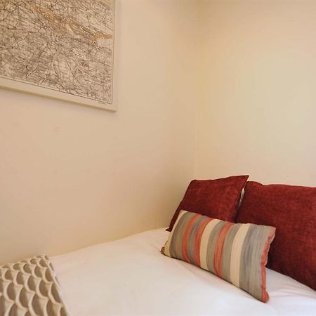 باري Gail'S Guest House الغرفة الصورة